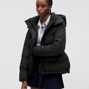 Lululemon Wunder Puff Jacket in Black Size 14